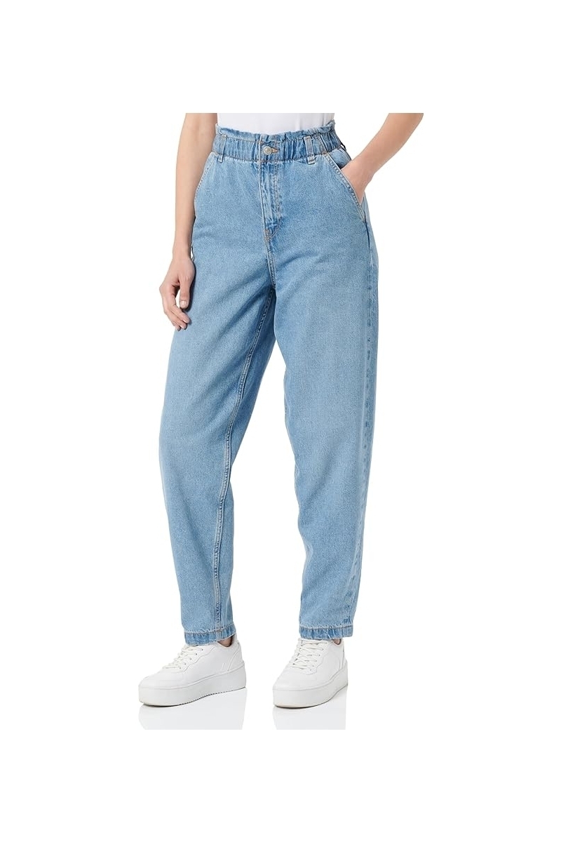 Blugi
